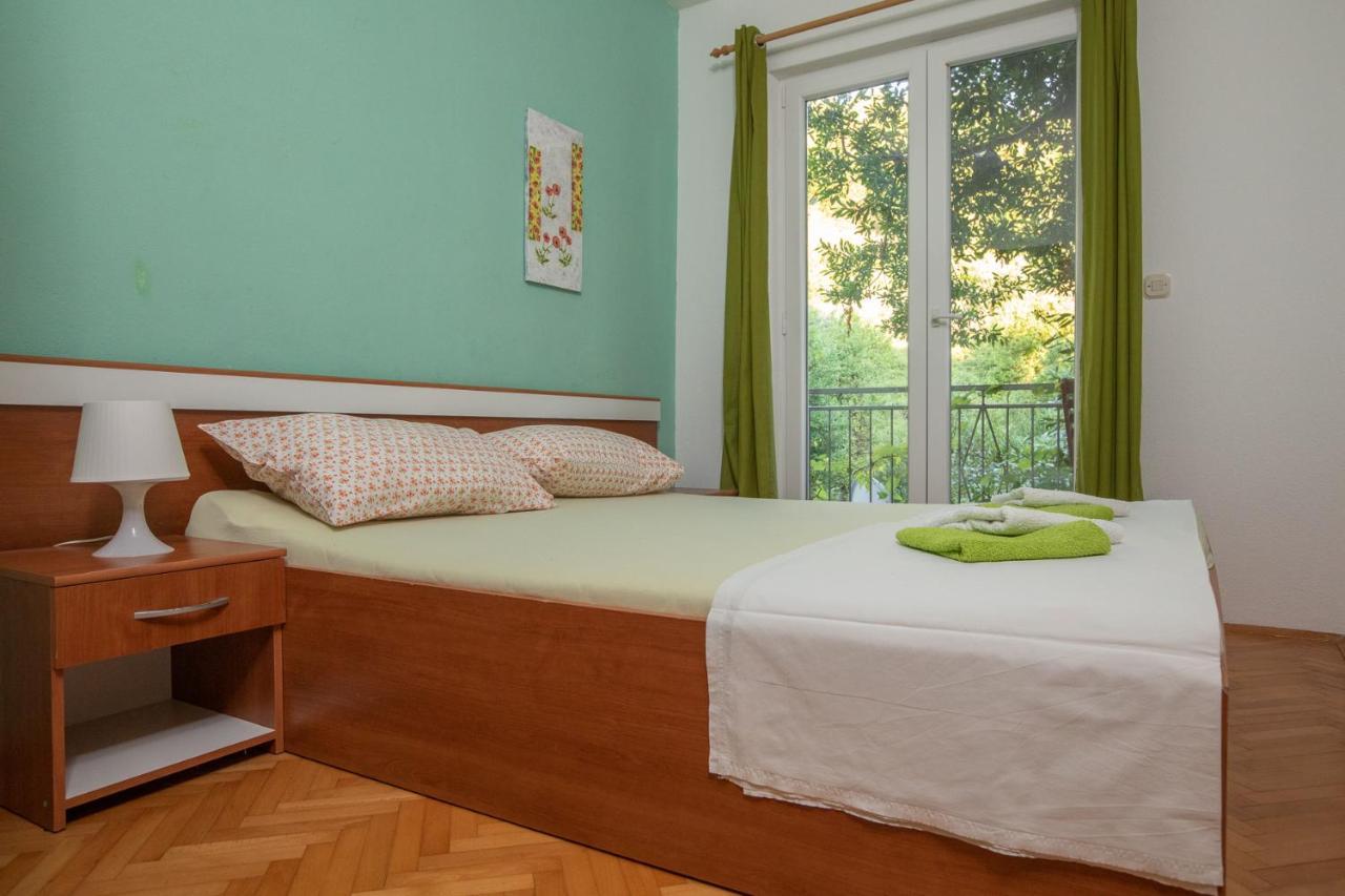 Vega Apartments Podgora Eksteriør billede