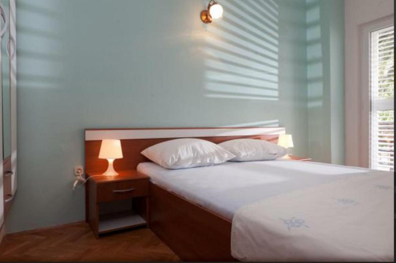 Vega Apartments Podgora Eksteriør billede